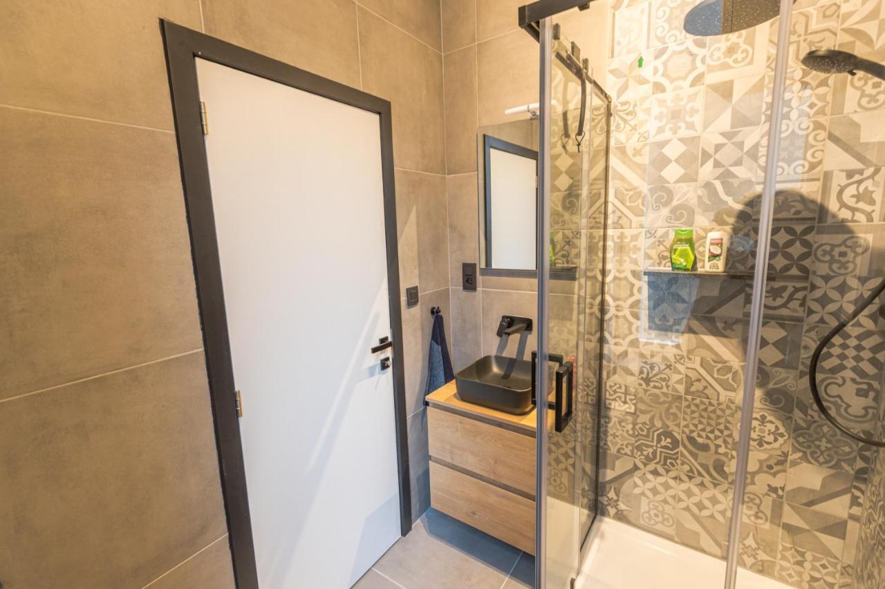 Golden Dove Luxury Aparts Brussels Exterior photo